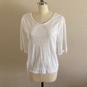 Chico’s White Summer Top